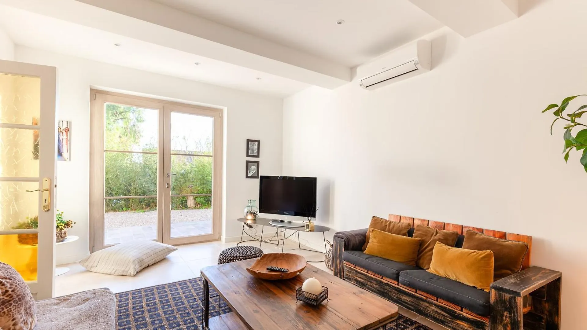 Semesterbostad La Petite Bastide Villa Sanary-sur-Mer Frankrike